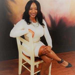 Meet your Posher, Michaela